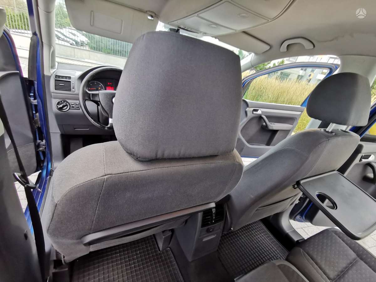 Volkswagen Touran 2008 — photo 24