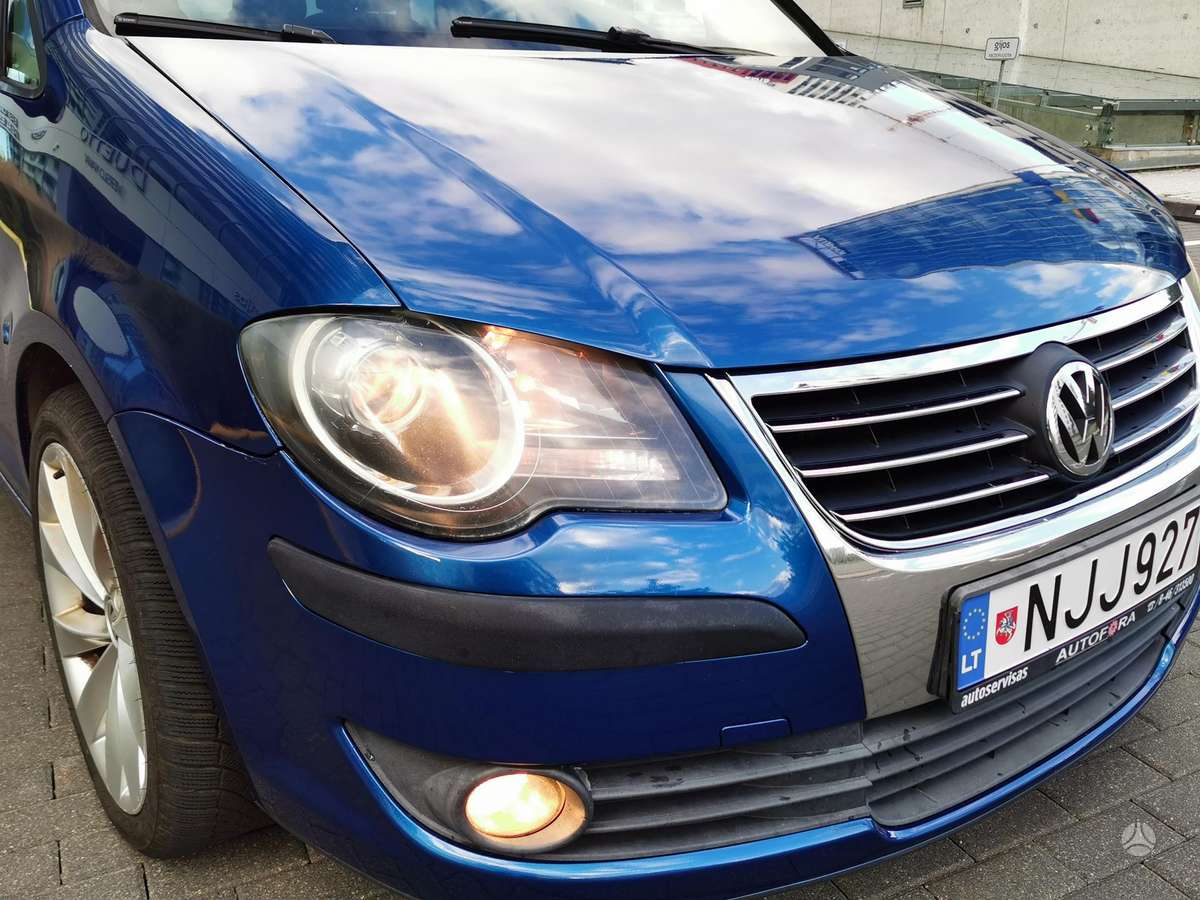 Volkswagen Touran 2008 — photo 32