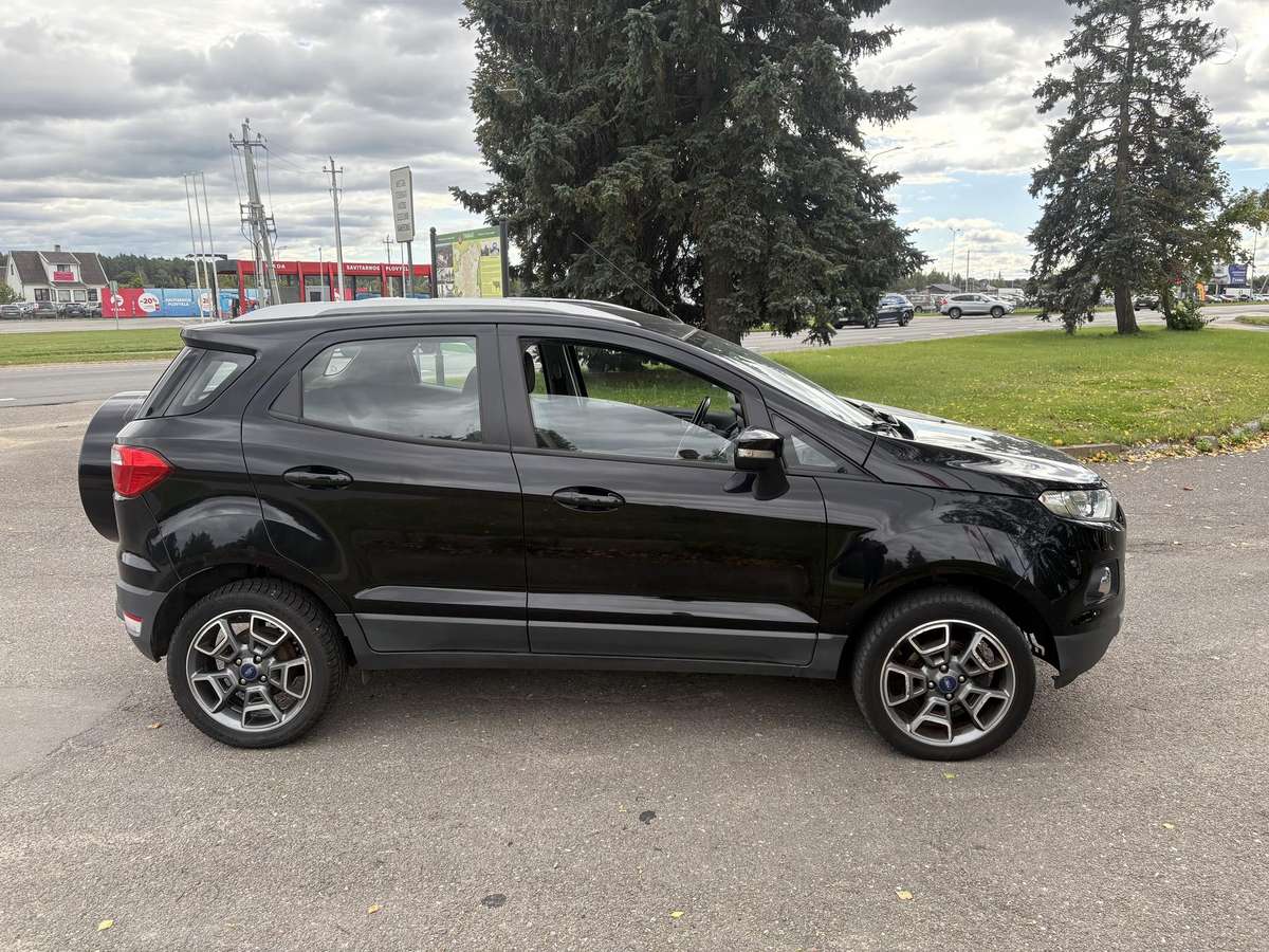 Ford EcoSport 2015 — photo 6
