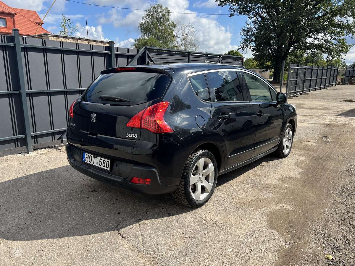 Peugeot 3008 2010 — двигун 1560 cm³, 109 HP (80kW)