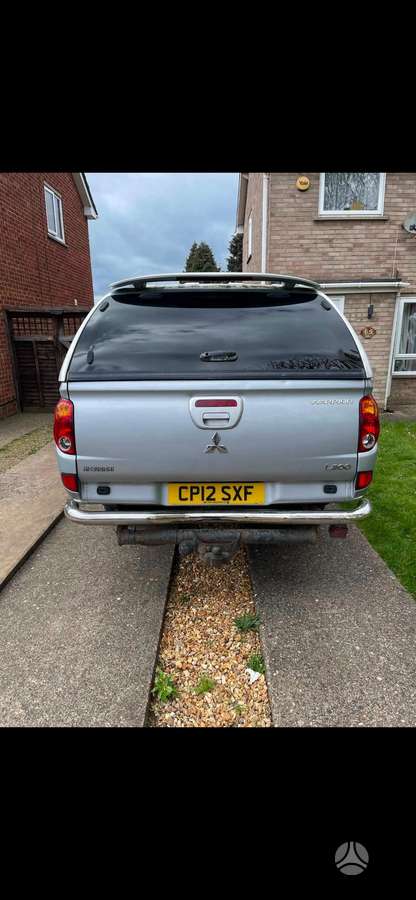 Mitsubishi L200 2012 — photo 6