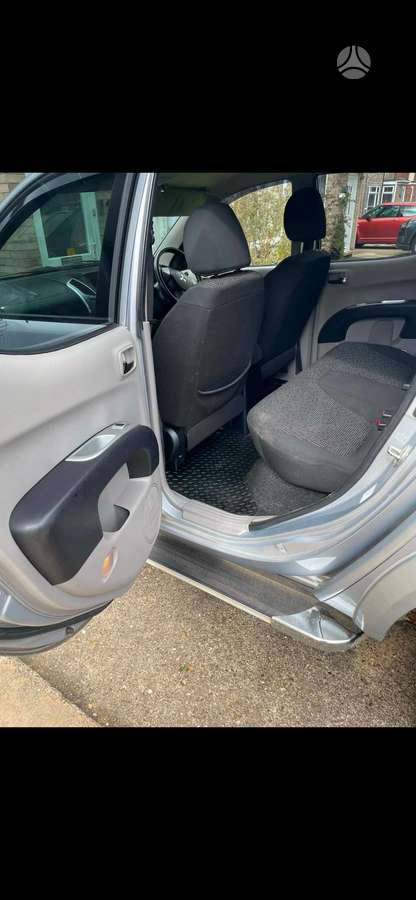 Mitsubishi L200 2012 — photo 8