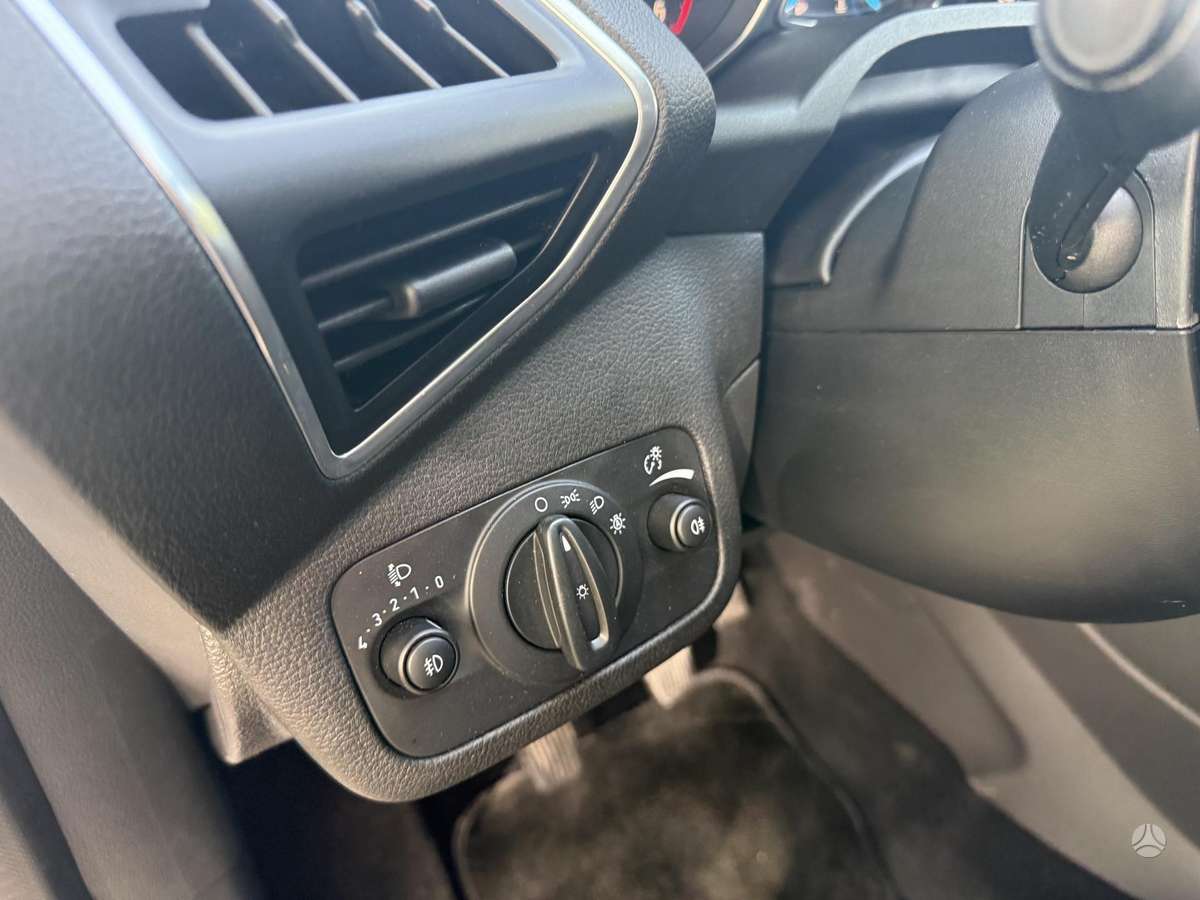 Ford Kuga 2013 — photo 12