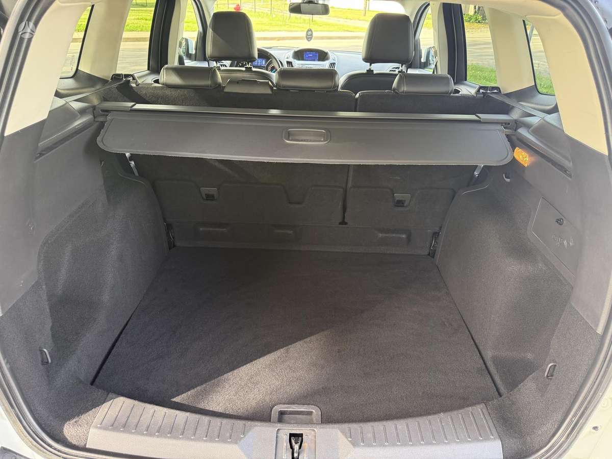 Ford Kuga 2013 — photo 13