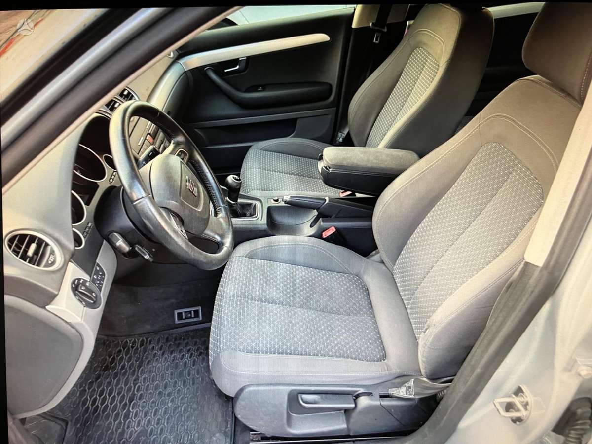 Seat Exeo 2011 — photo 8