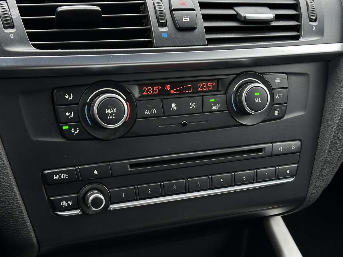 BMW X3 2013 — photo 18