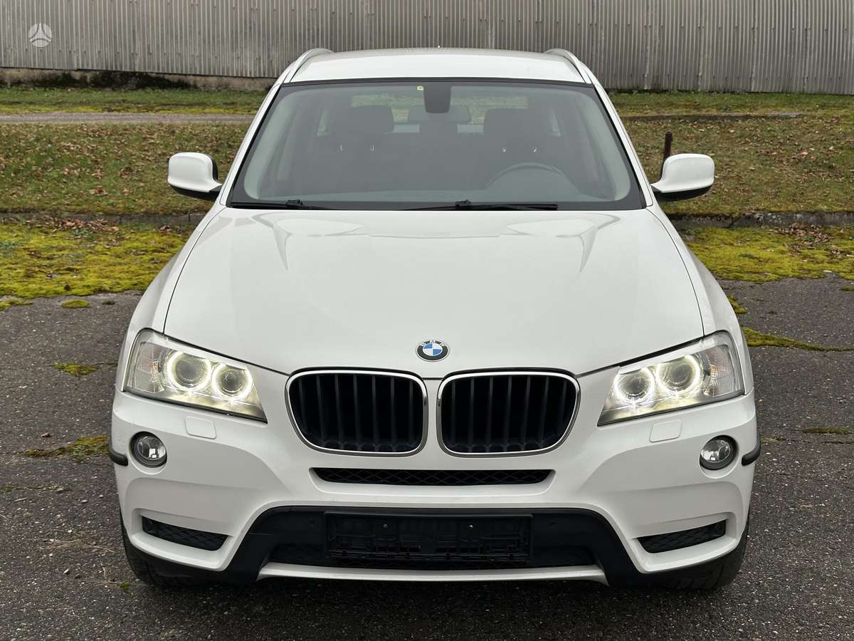 BMW X3 2013 — interior