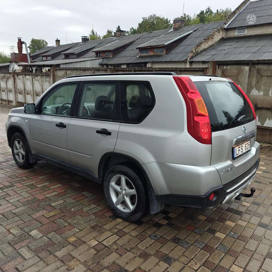 Nissan X-Trail 2007 — engine 2000 cm³, 150 HP (110kW)