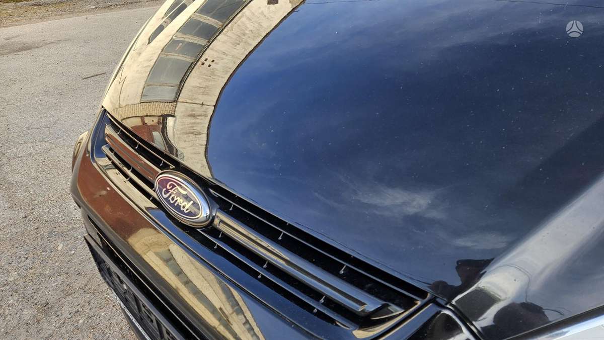 Ford S-MAX 2012 — фото 10