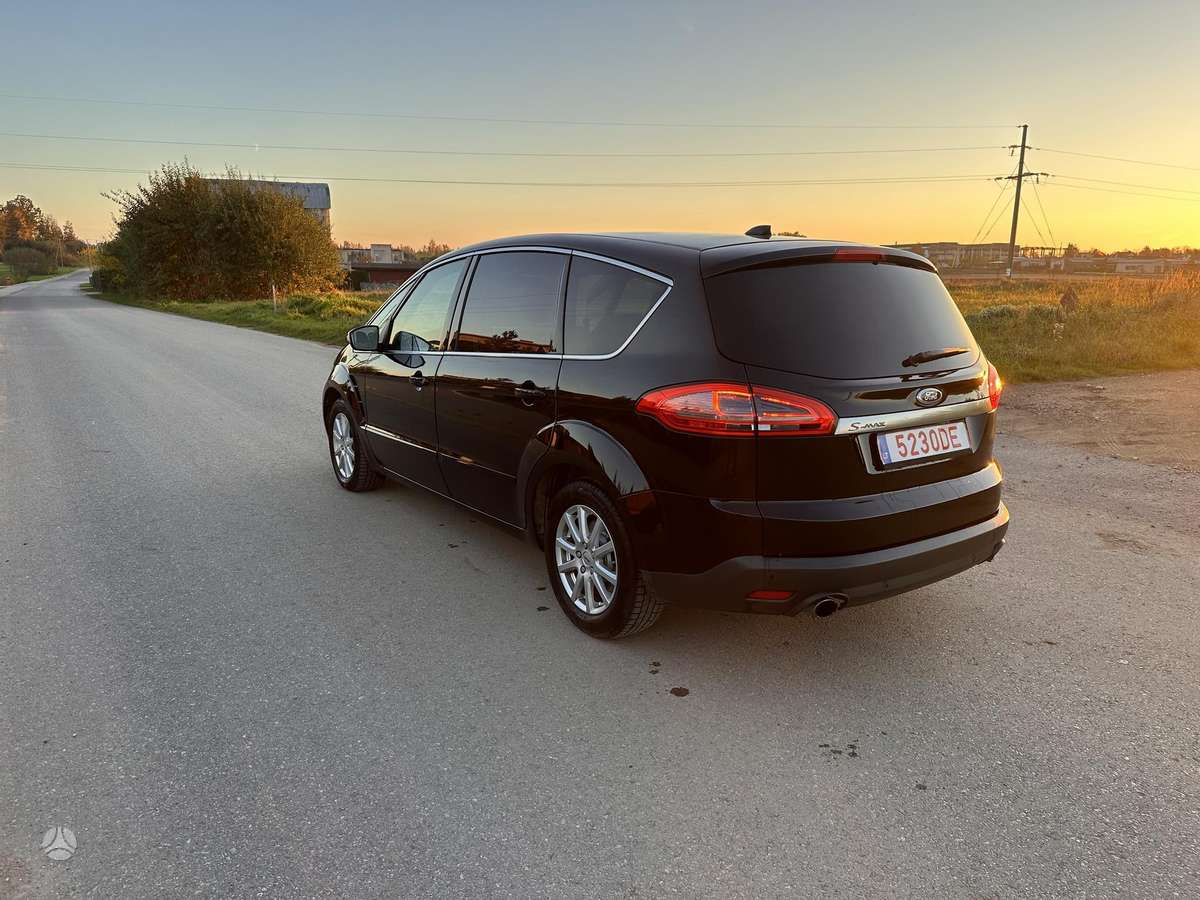 Ford S-MAX 2012 — engine 2179 cm³, 200 HP (147kW)