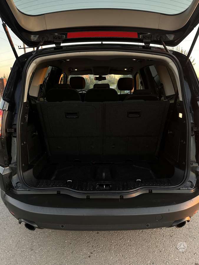 Ford S-MAX 2012 — photo 6
