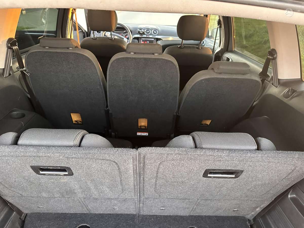 Ford S-MAX 2012 — photo 7