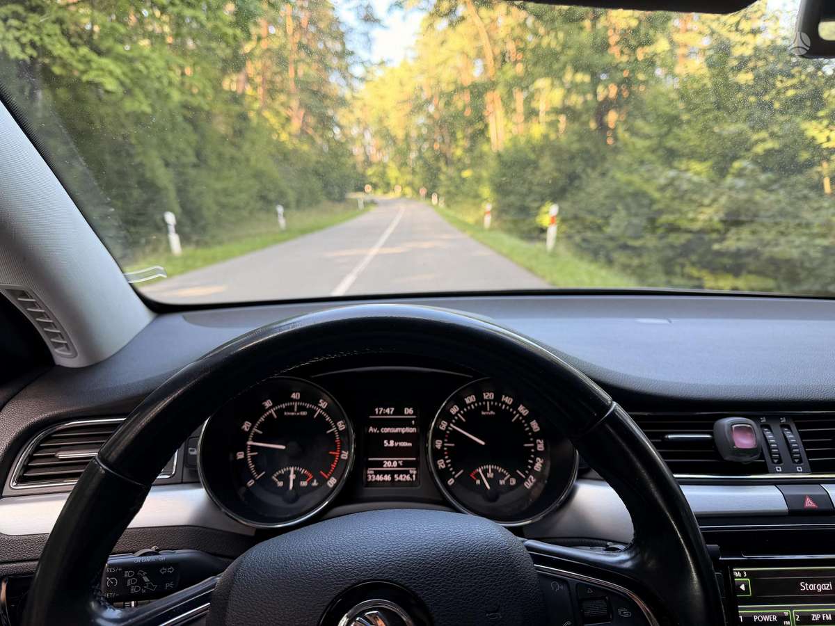 Skoda Superb 2014 — фото 29