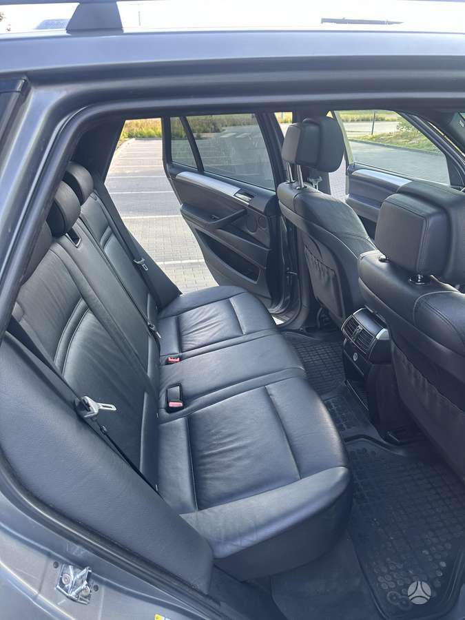BMW X5 2007 — photo 13