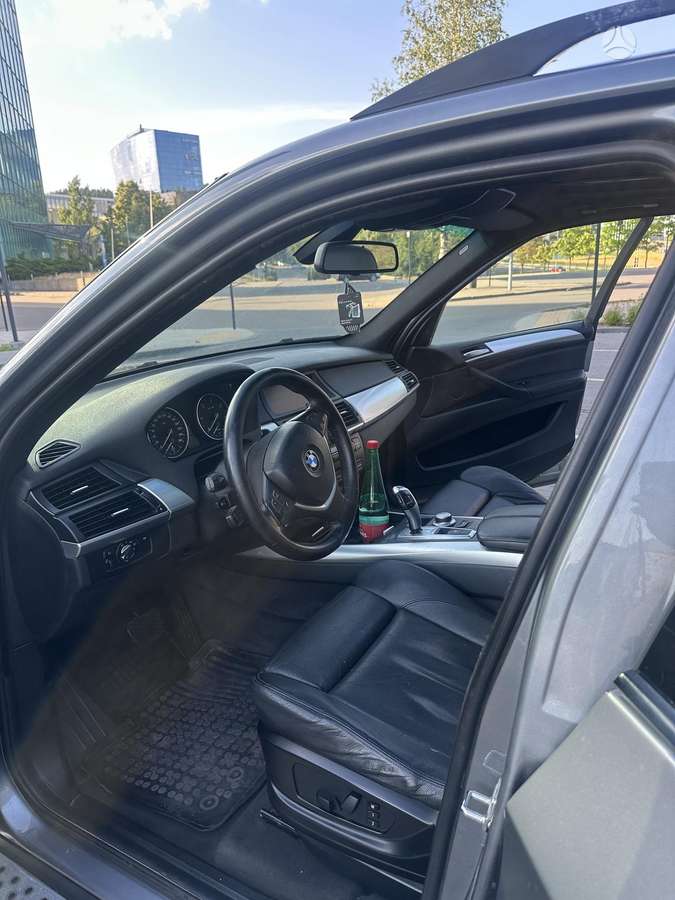 BMW X5 2007 — photo 15