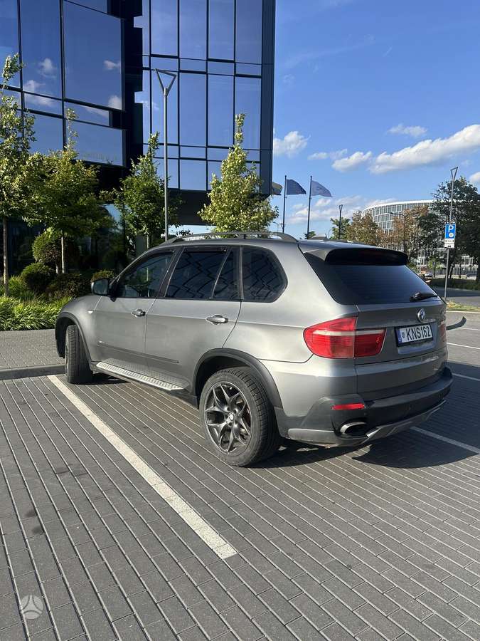 BMW X5 2007 — engine 2993 cm³, 235 HP (173kW)