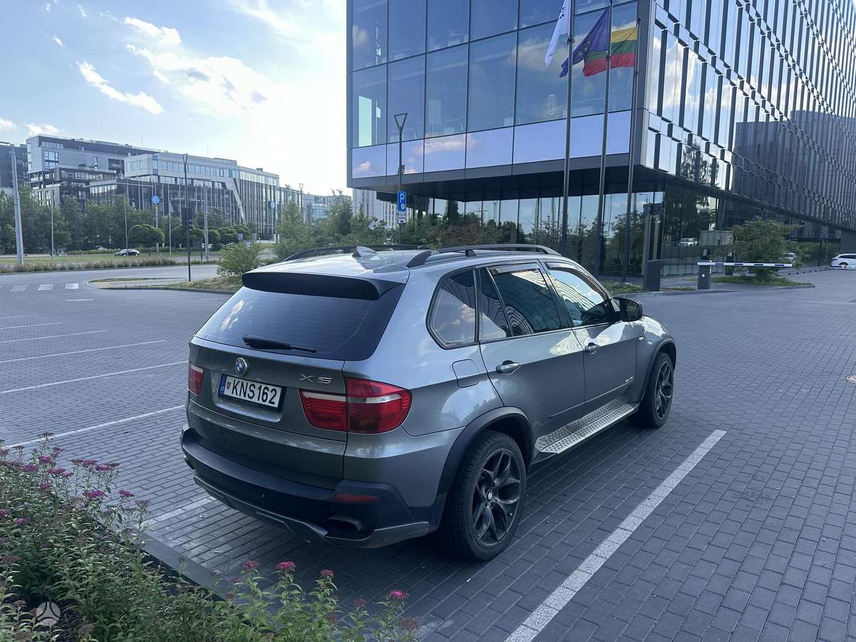 BMW X5 2007 — photo 6
