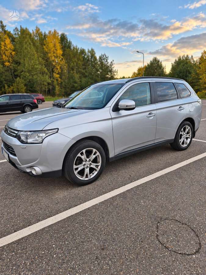 Mitsubishi Outlander, 2013