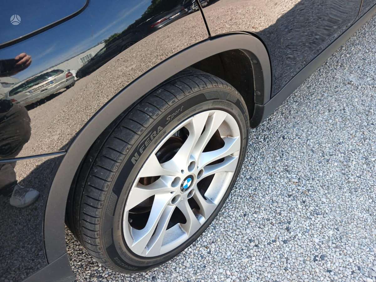 BMW X1 2013 — rear view