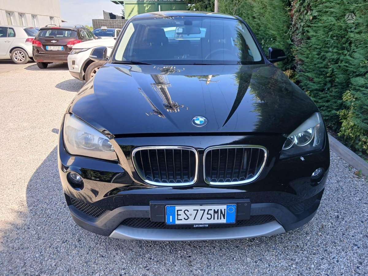 BMW X1 2013 — interior