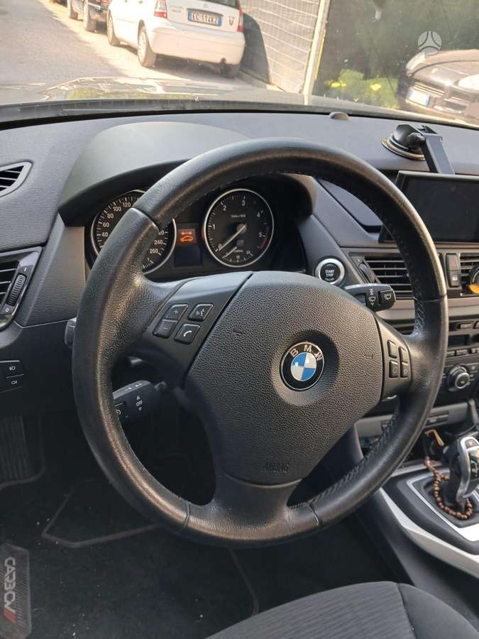 BMW X1 2013 — photo 9