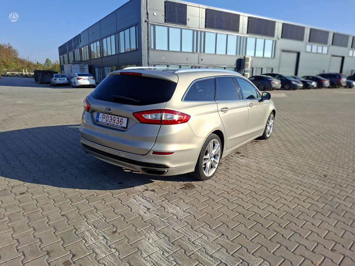 Ford Mondeo 2015 — photo 13