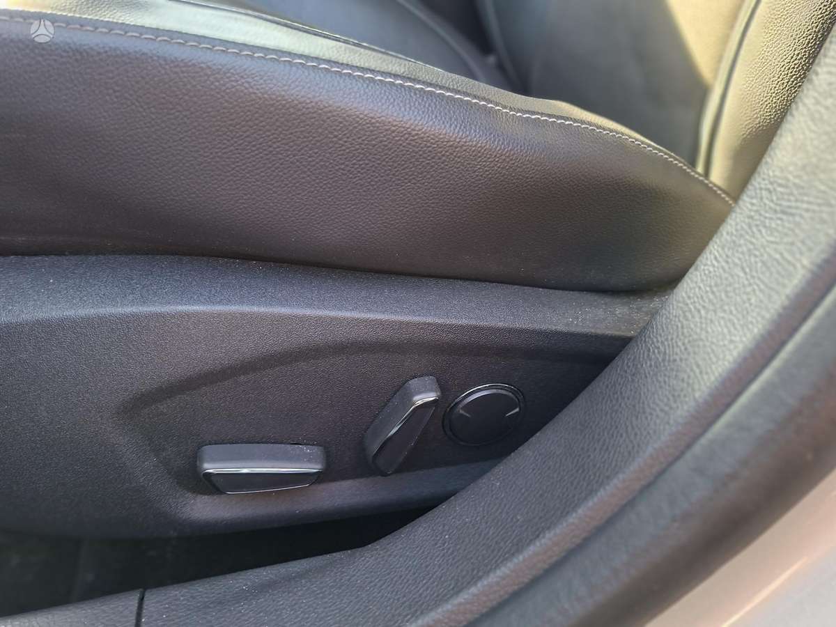 Ford Mondeo 2015 — photo 32