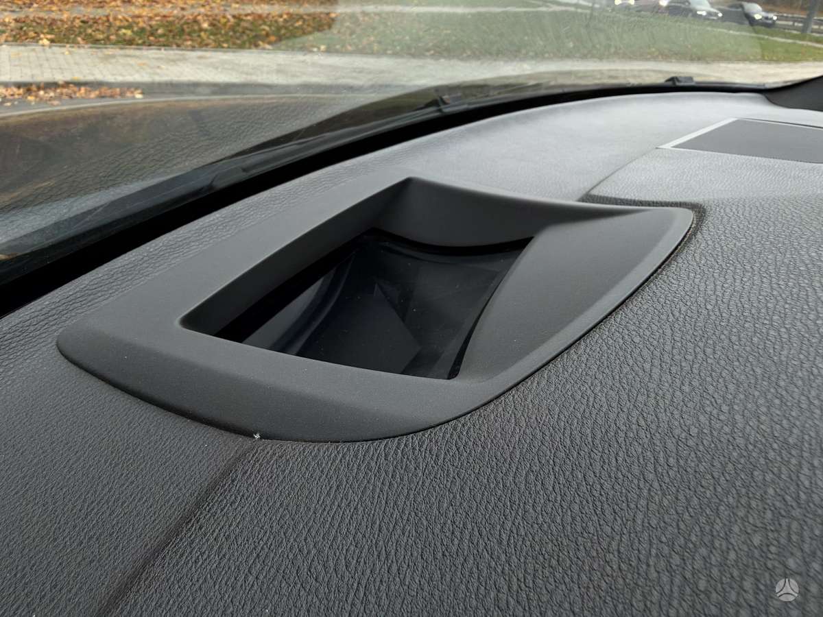 BMW X5 2009 — photo 22