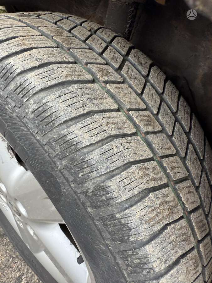 Nissan X-Trail 2004 — photo 11