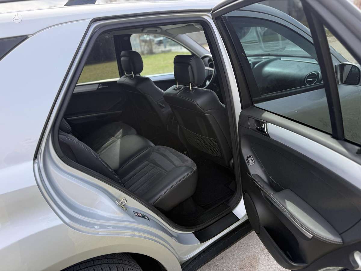 Mercedes-Benz ML320 2008 — photo 11