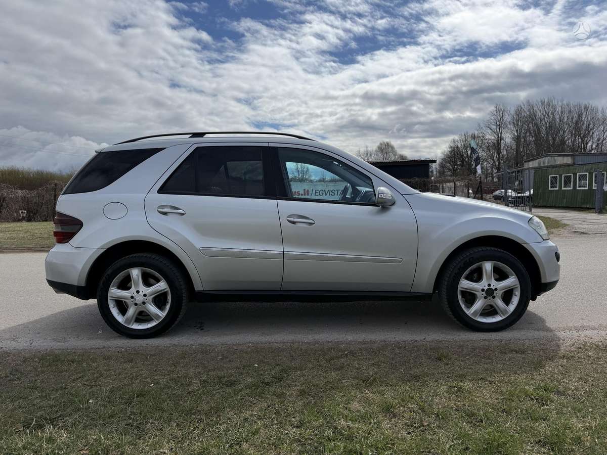 Mercedes-Benz ML320 2008 — engine 2987 cm³, 224 HP (165kW)