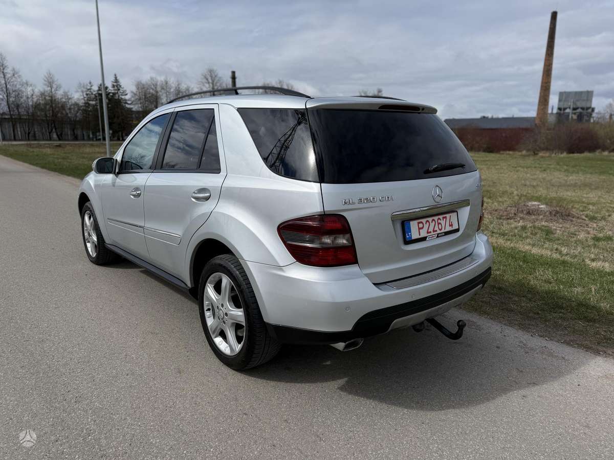 Mercedes-Benz ML320 2008 — photo 6