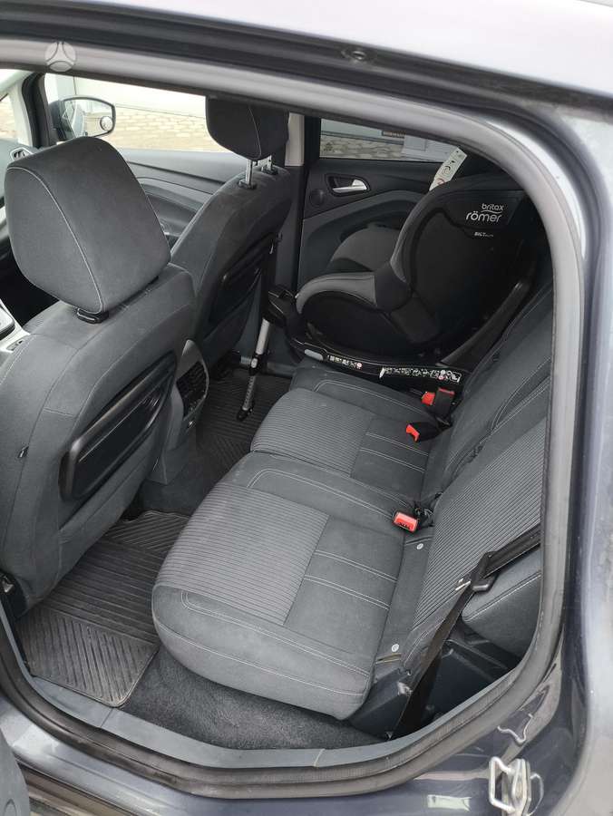 Ford C-MAX 2011 — photo 10