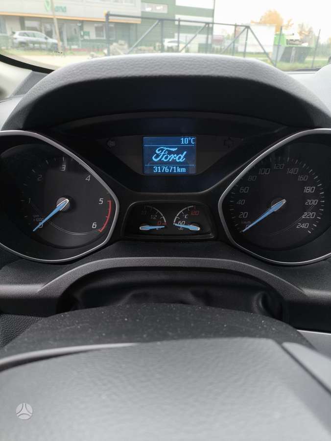 Ford C-MAX 2011 — photo 13