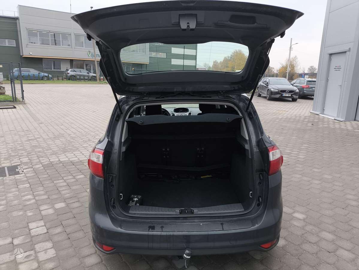 Ford C-MAX 2011 — photo 14