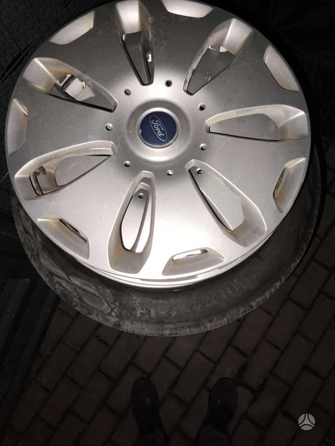 Ford C-MAX 2011 — photo 16