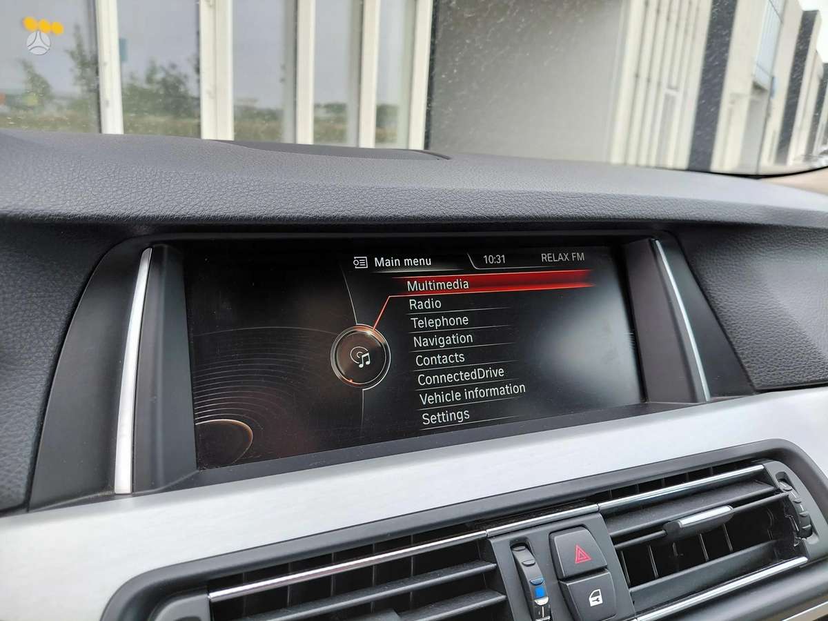 BMW 525 2014 — photo 15