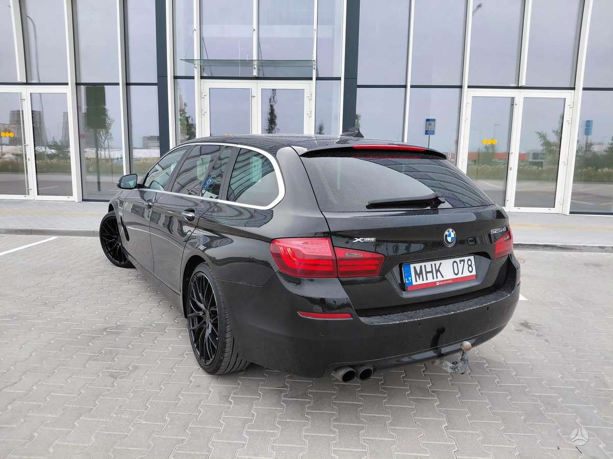 BMW 525 2014 — engine 1995 cm³, 218 HP (160kW)