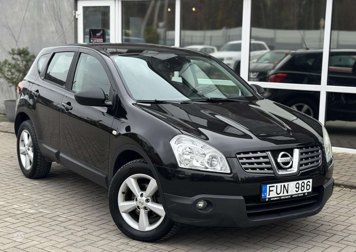 Nissan Qashqai 2007 — rear view