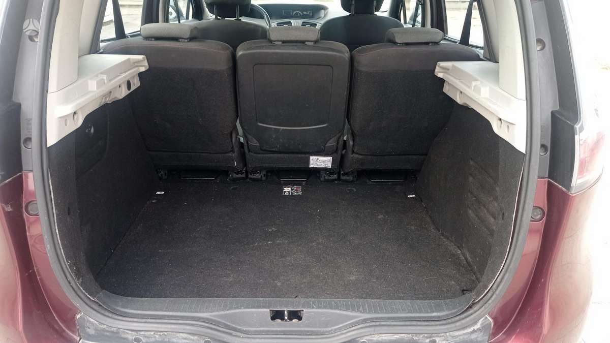 Renault Scenic 2013 — photo 14