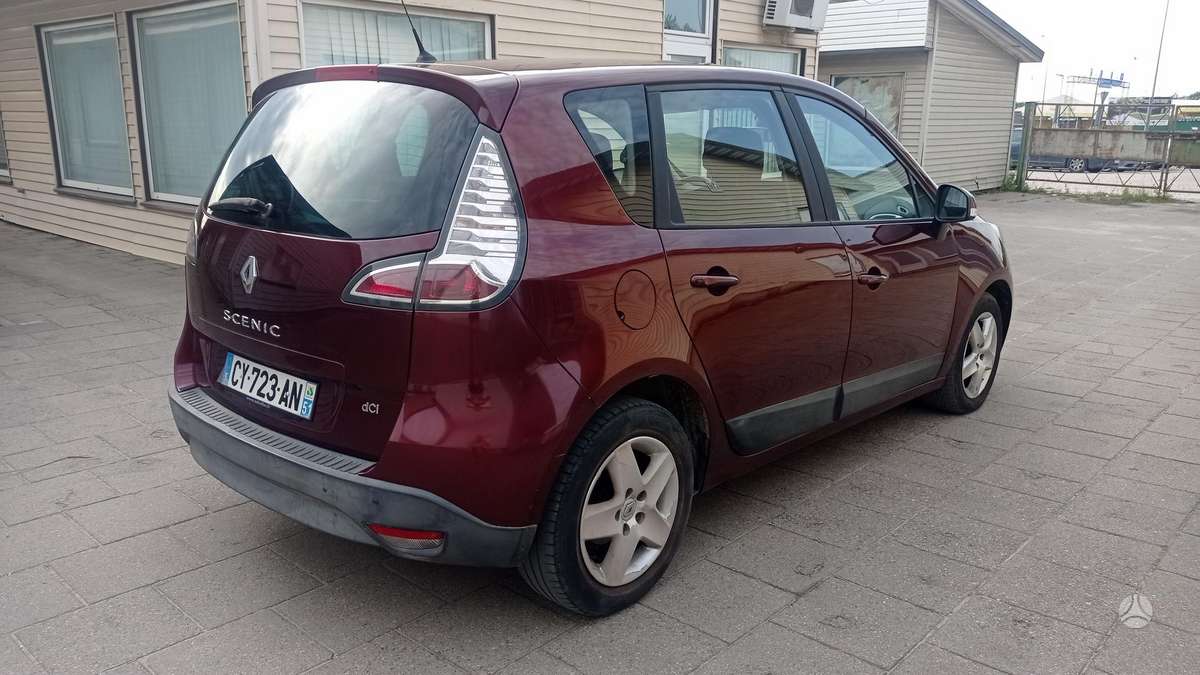 Renault Scenic 2013 — engine 1461 cm³, 110 HP (81kW)