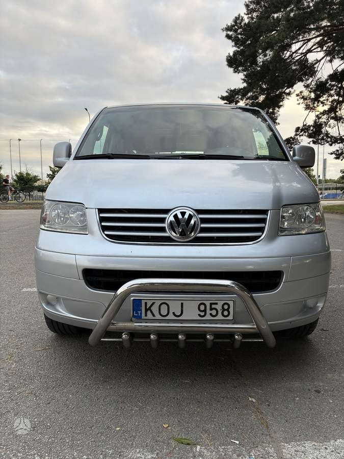 Volkswagen Caravelle 2006 — photo 13