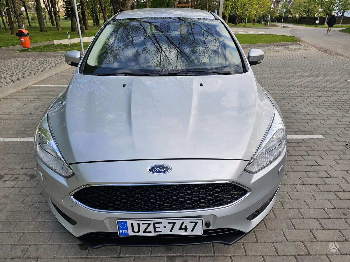 Ford Focus 2015 — фото 10