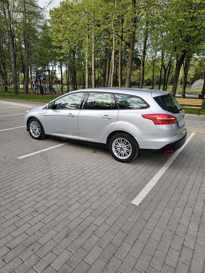 Ford Focus 2015 — фото 24