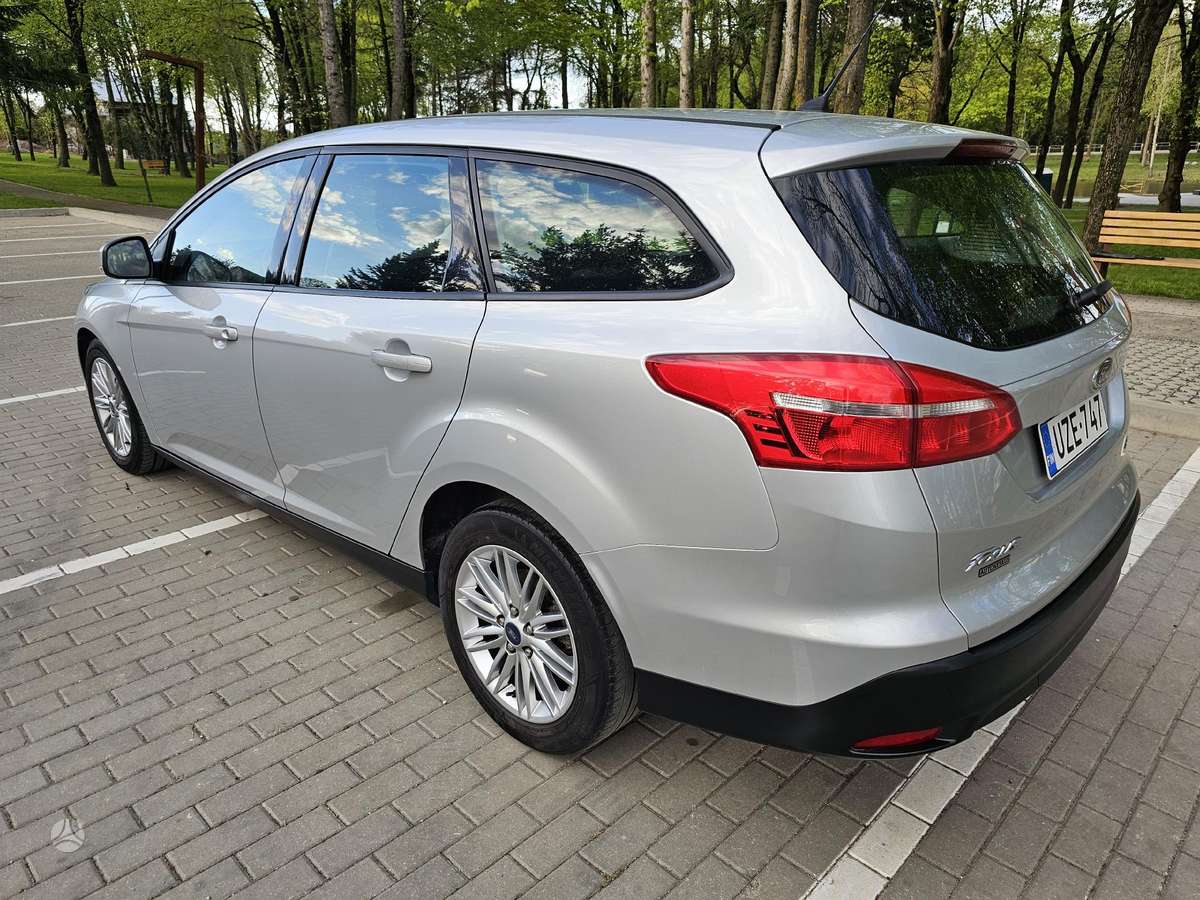 Ford Focus 2015 — двигун 1000 cm³, 125 HP (92kW)