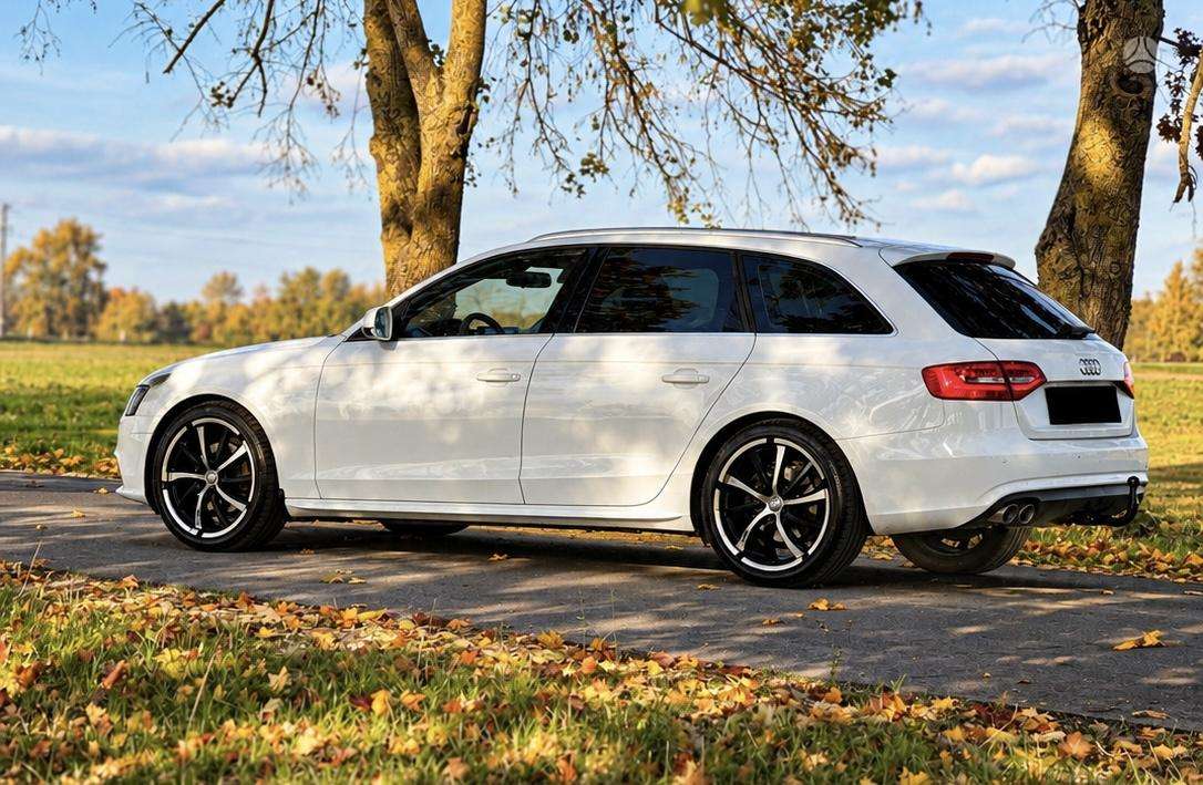 Audi A4 2012 — photo 10