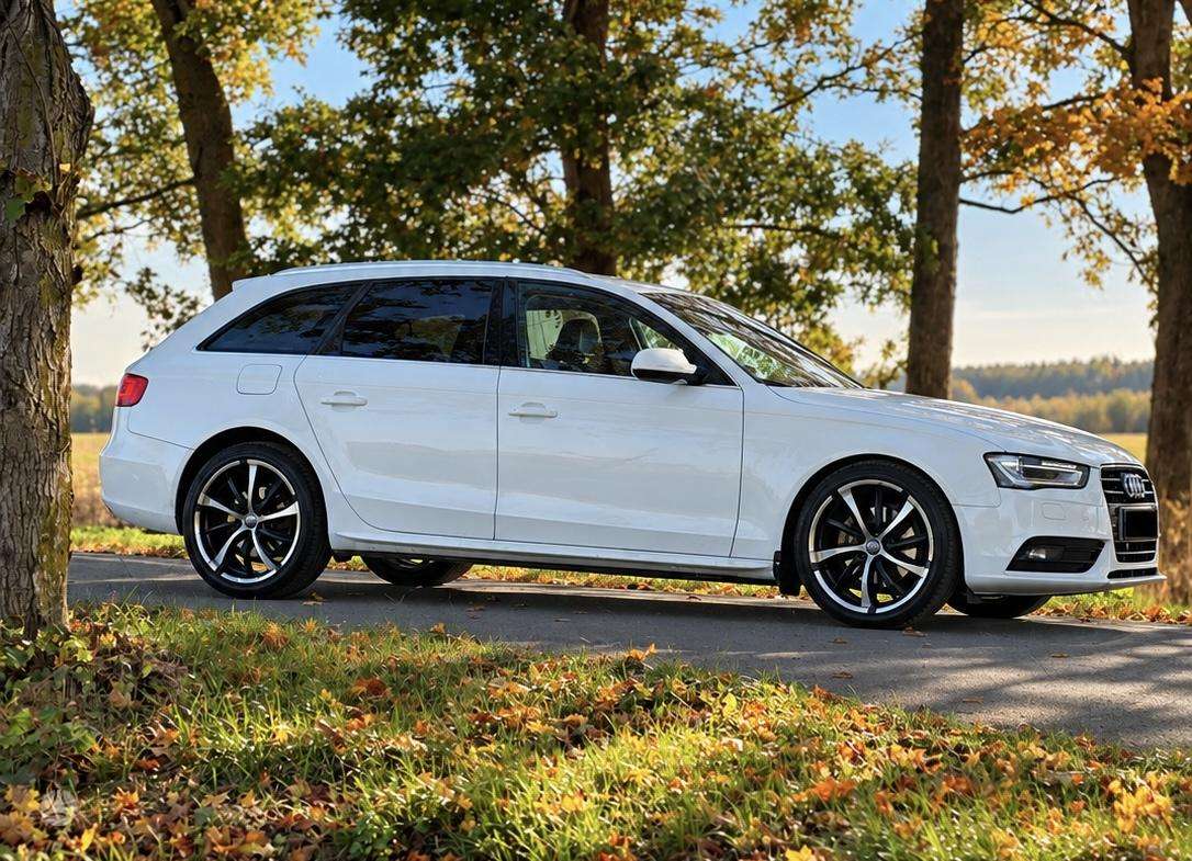 Audi A4 2012 — photo 6