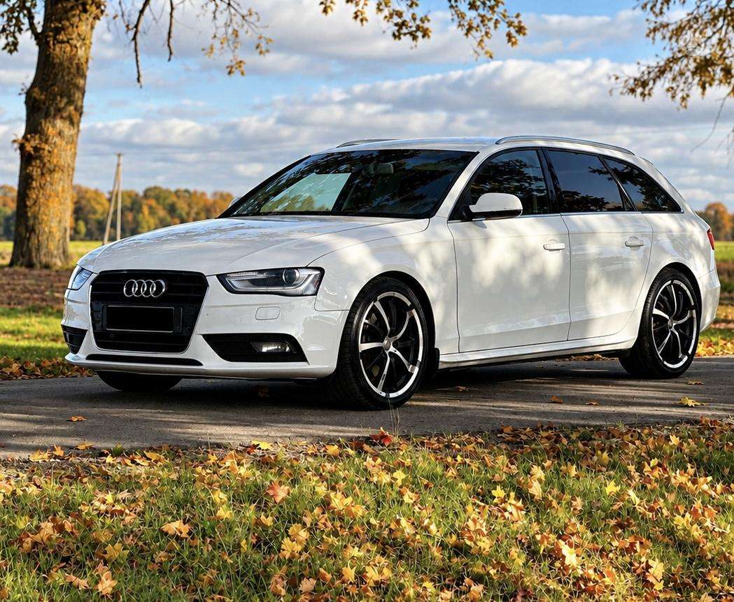 Audi A4 2012 — photo 7