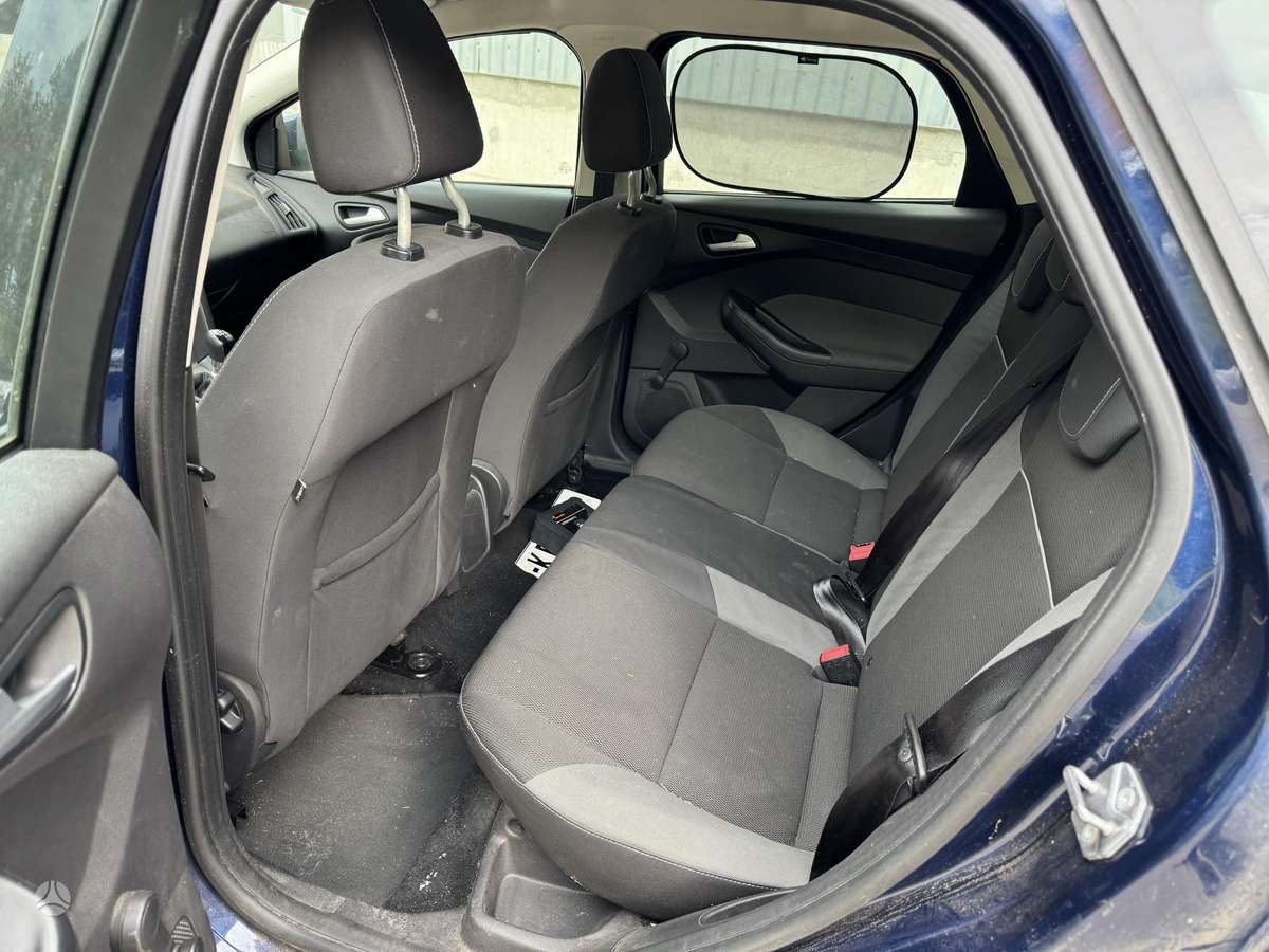 Ford Focus 2013 — photo 10