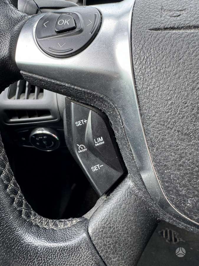 Ford Focus 2013 — photo 15